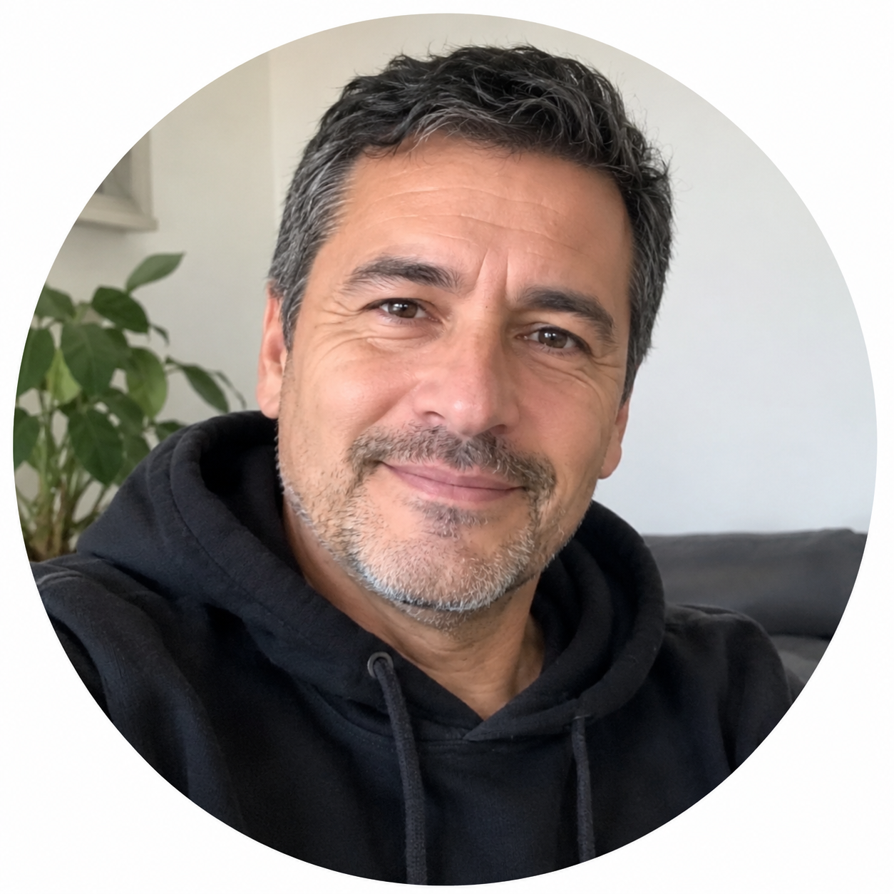 files/hombre_resena.png